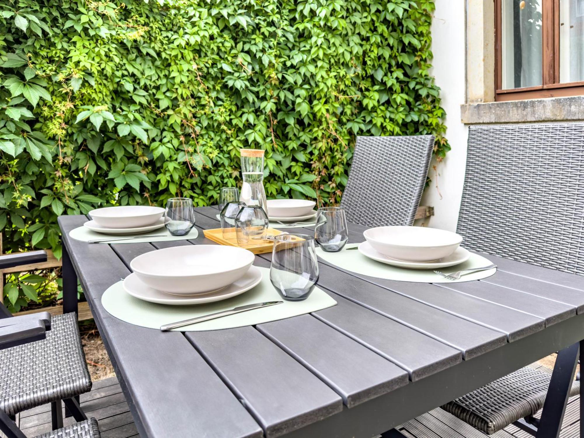 Design 2r Neustadt - Garten - Elbnahe - Airport Apartment Dresden